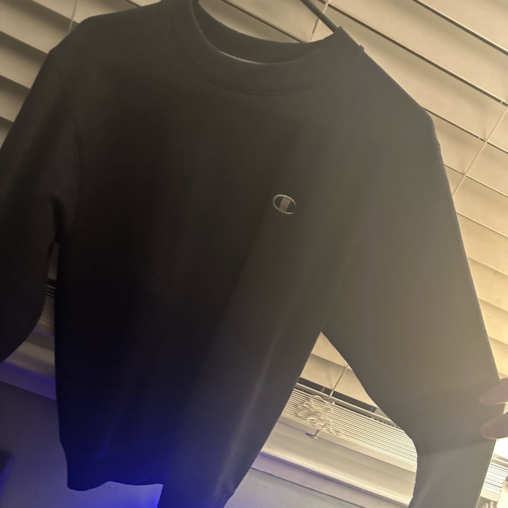 Blue crew neck